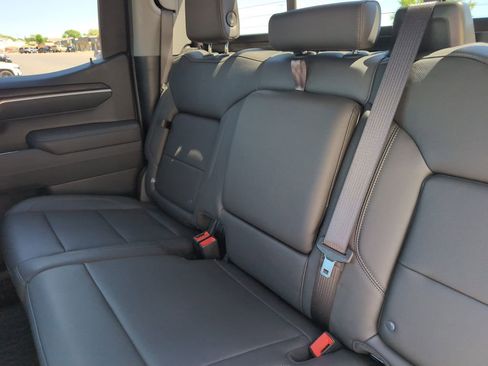 Used 2026 GMC Sierra 1500 SLT w/ SLT Premium Plus Package AWD/4WD image 11