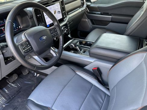 Used 2025 Ford F150 Lariat AWD/4WD image 10