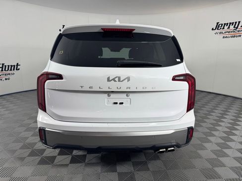 Used 2025 Kia Telluride S FWD image 8