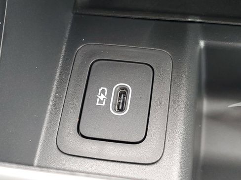 Used 2026 Land Rover Range Rover Evoque S AWD/4WD image 24