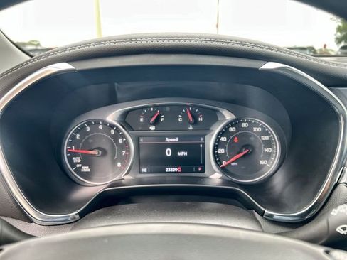 Certified 2025 Chevrolet Blazer LT AWD/4WD image 12