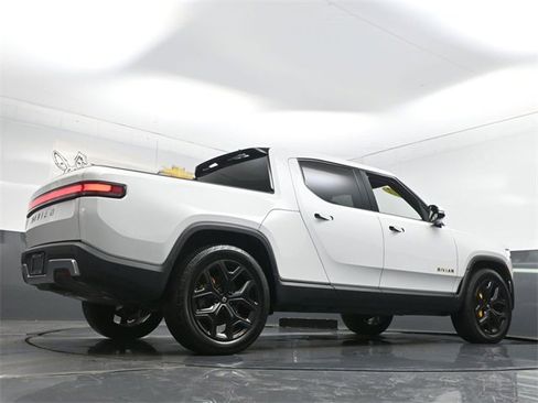 Used 2022 Rivian R1T Launch Edition image 30