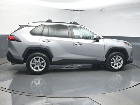 Used 2019 Toyota RAV4 LE w/ All Weather Liner Package image 8