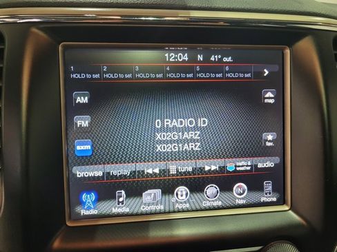 Used 2015 Jeep Grand Cherokee Limited image 37