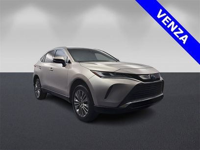 Used 2022 Toyota Venza XLE