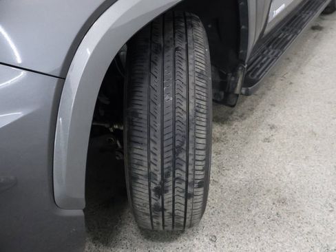 Used 2023 Toyota Sequoia Limited image 4