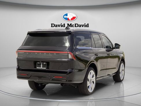 New 2025 Lincoln Navigator Black Label image 6