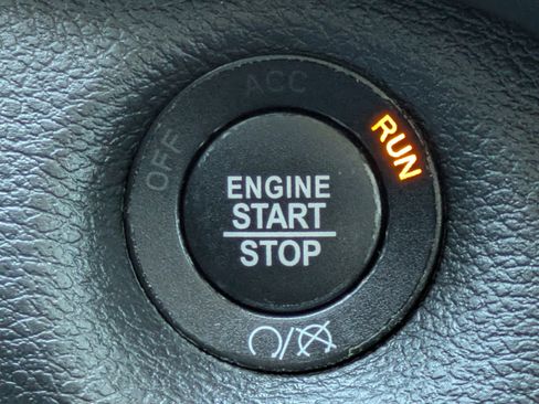 Used 2021 Jeep Cherokee Limited w/ Elite Package image 39