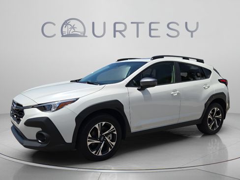 Used 2024 Subaru Crosstrek 2.0i Premium AWD/4WD image 1