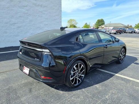 New 2026 Toyota Prius Plug-In Hybrid image 3