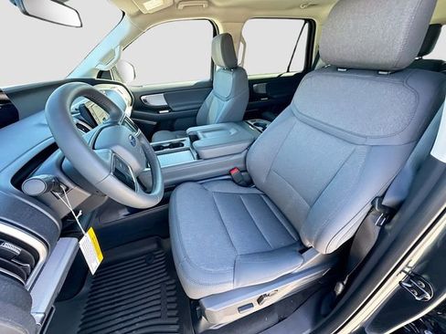 New 2026 Ford Expedition Active RWD image 15