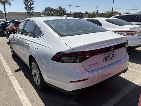 Used 2025 Honda Accord LX image 2