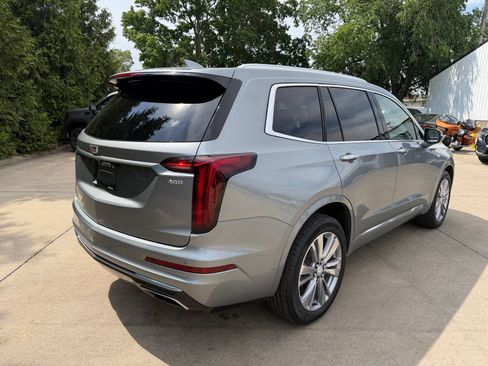 Used 2023 Cadillac XT6 Premium Luxury AWD/4WD image 10
