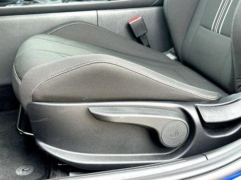 Used 2025 Hyundai Elantra Sport FWD image 15