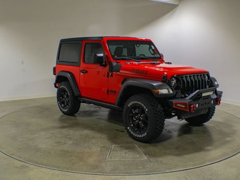 Used 2022 Jeep Wrangler Sport AWD/4WD image 9