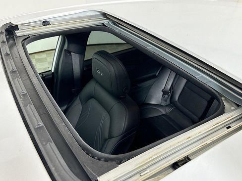 Used 2024 Buick Envista Sport Touring w/ Convenience I Package image 14