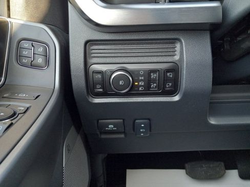 New 2025 Ford F250 Lariat w/ Lariat Ultimate Package AWD/4WD image 25