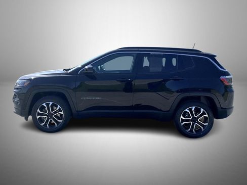Used 2023 Jeep Compass Limited w/ Sun and Sound Group AWD/4WD image 8