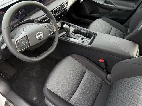 New 2026 Nissan Sentra SV w/ SV Convenience Package FWD image 16
