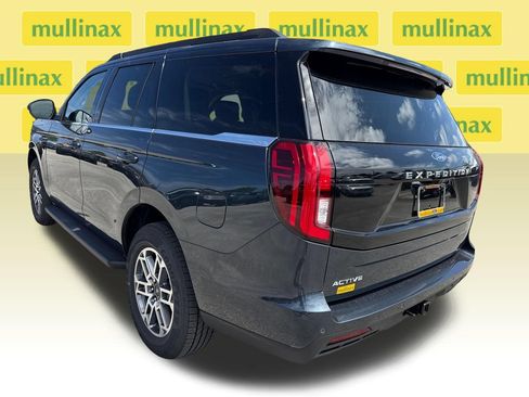 New 2026 Ford Expedition Active RWD image 4