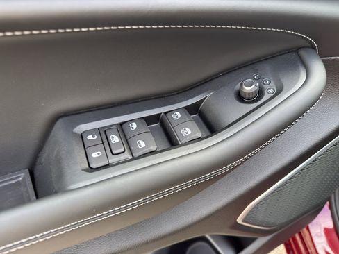 New 2026 Jeep Grand Cherokee L Limited AWD/4WD image 12