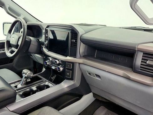 Used 2025 Ford F150 Lightning XLT image 24