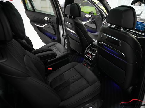 Used 2024 BMW X7 xDrive40i w/ M Sport Package image 48