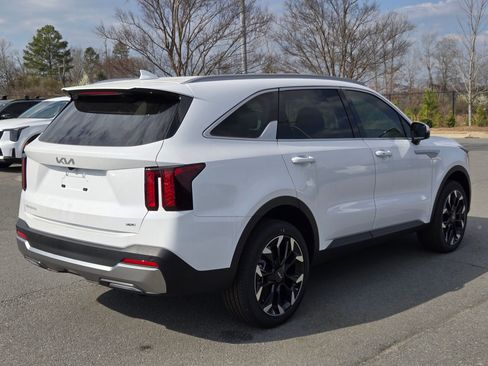New 2026 Kia Sorento EX image 7