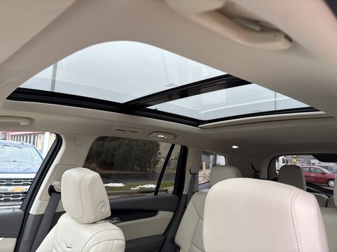 Certified 2024 Cadillac XT6 Premium Luxury w/ LPO, Floor Liner Package image 27