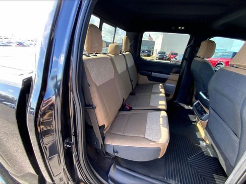 Certified 2022 Ford F150 XLT w/ Equipment Group 302A High image 18