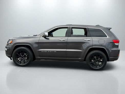 Used 2020 Jeep Grand Cherokee Overland w/ Trailer Tow Group IV RWD image 2