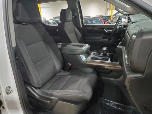 Used 2022 Chevrolet Silverado 1500 LT w/ Z71 Off-Road Package AWD/4WD image 14