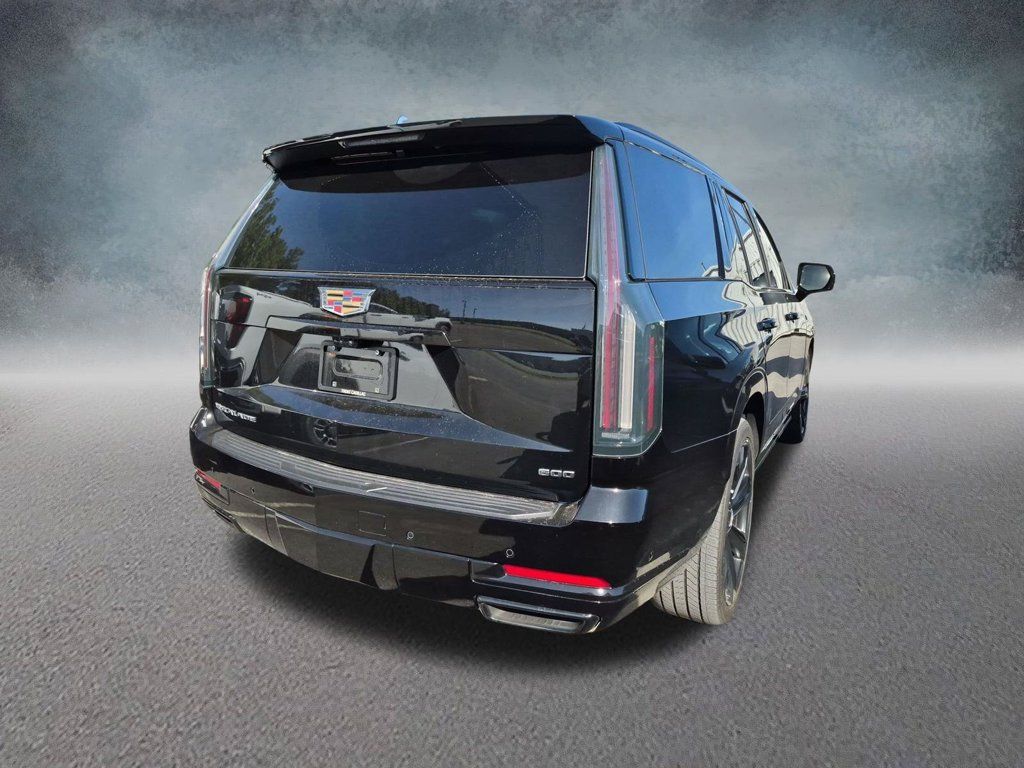 Used 2025 Cadillac Escalade Sport Platinum w/ LPO, Floor Liner Package AWD/4WD image 10