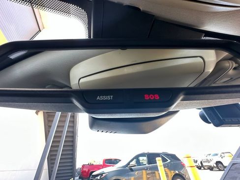Used 2018 Chrysler 300 Limited w/ Safetytec Plus Group RWD image 34