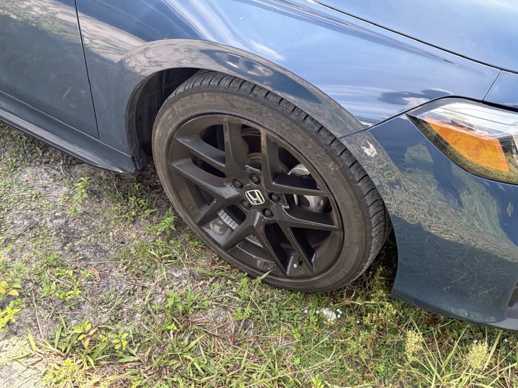 Used 2025 Honda Civic Sport image 3