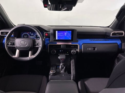 Used 2025 Toyota Tacoma TRD Off-Road AWD/4WD image 14