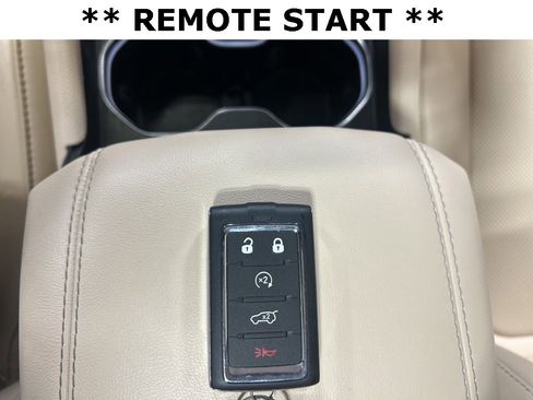 Certified 2024 Jeep Grand Cherokee L Limited w/ Luxury Tech Group II image 11