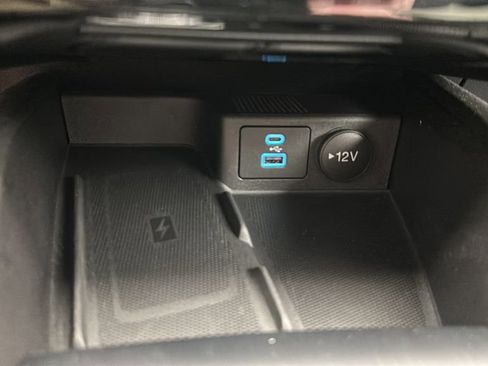 Used 2023 Ford Escape Platinum w/ Premium Technology Package AWD/4WD image 24