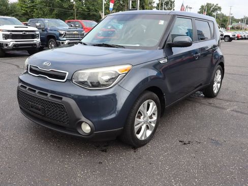 Used 2015 Kia Soul + w/ Audio Package FWD image 30