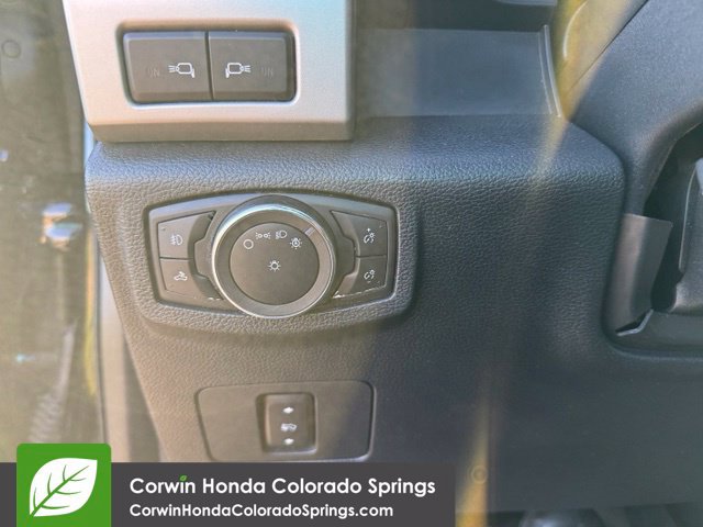 Used 2019 Ford F350 Lariat w/ Lariat Value Package AWD/4WD image 25