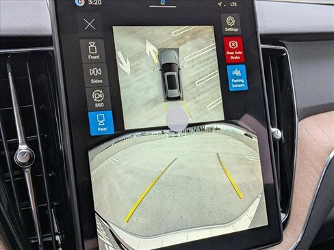 New 2026 Volvo XC60 B5 Plus w/ Climate Package image 14