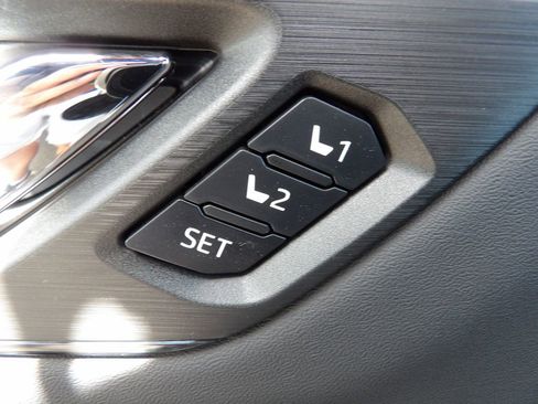 New 2026 Subaru Outback Touring XT AWD/4WD image 14