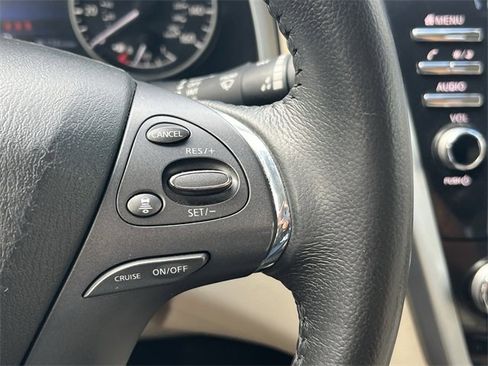 Certified 2023 Nissan Murano SV image 12