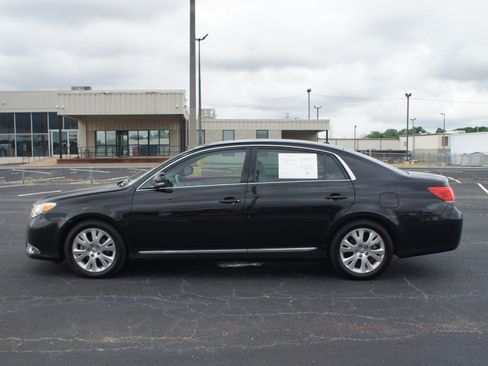 Used 2012 Toyota Avalon FWD image 9