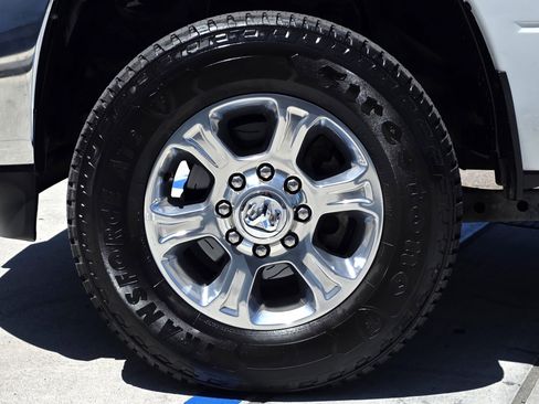 Used 2023 RAM 2500 Big Horn w/ Level 1 Equipment Group AWD/4WD image 9