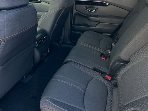 New 2025 Honda Pilot Sport image 9