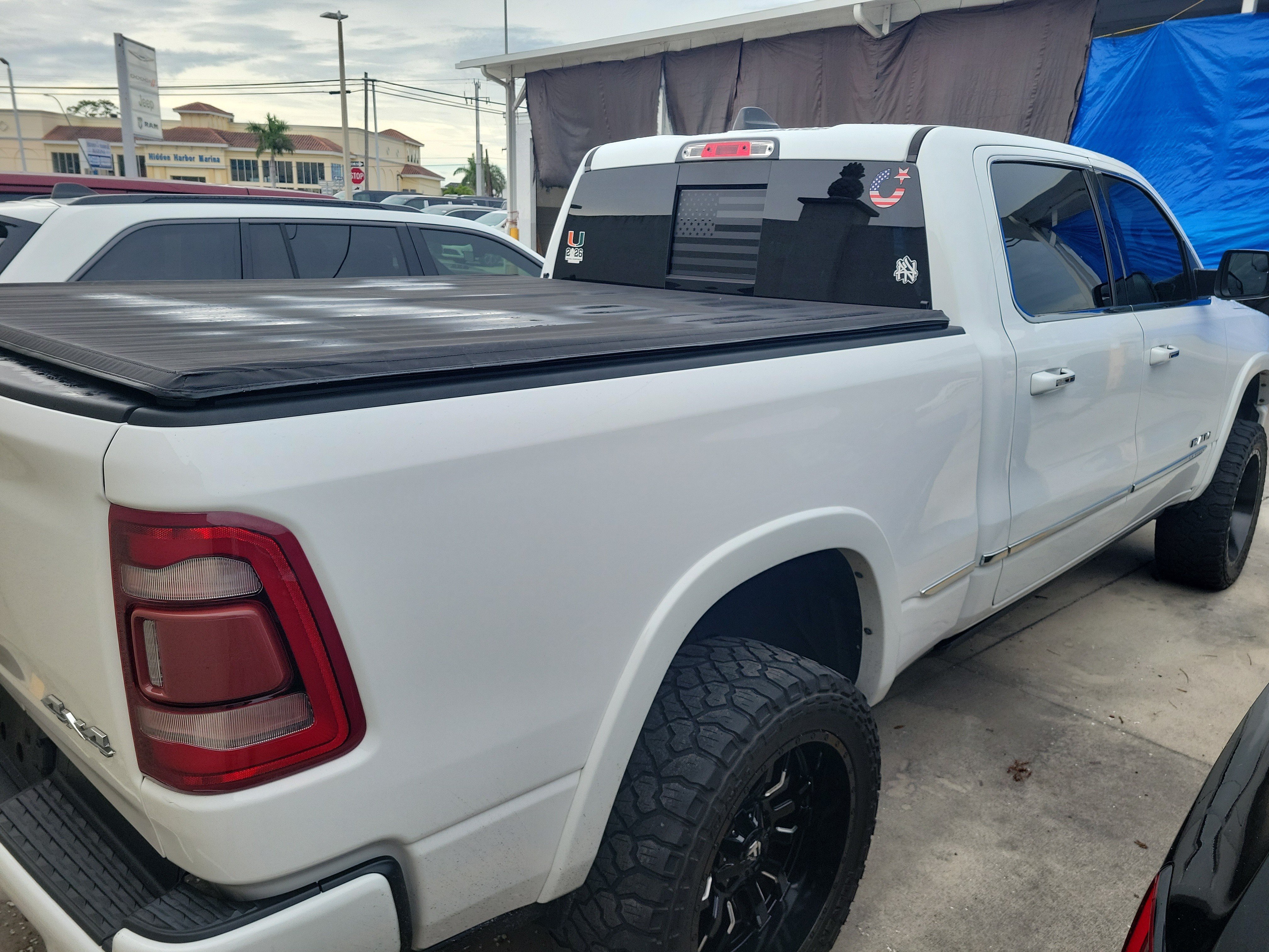 Used 2021 RAM 1500 Limited AWD/4WD image 9