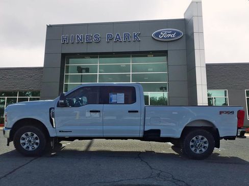 Certified 2024 Ford F350 XLT w/ FX4 Off-Road Package AWD/4WD image 6