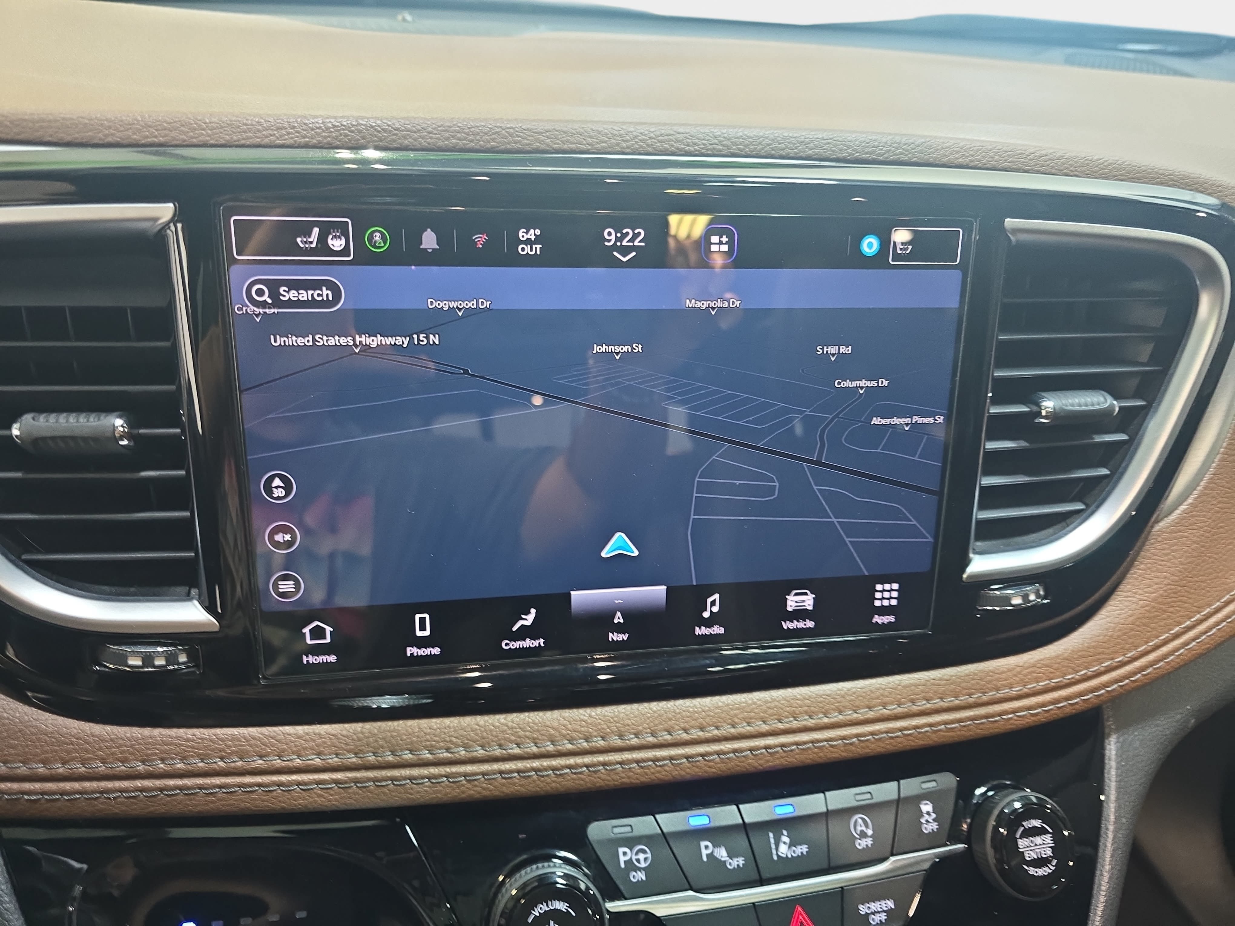 Used 2021 Chrysler Pacifica Limited w/ Uconnect Theater Family Group AWD/4WD image 19