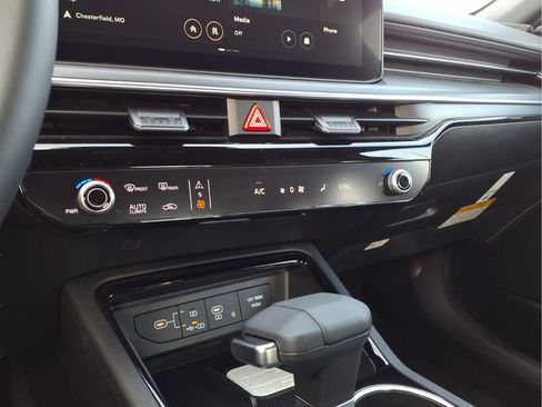 New 2026 Kia K5 GT-Line image 6